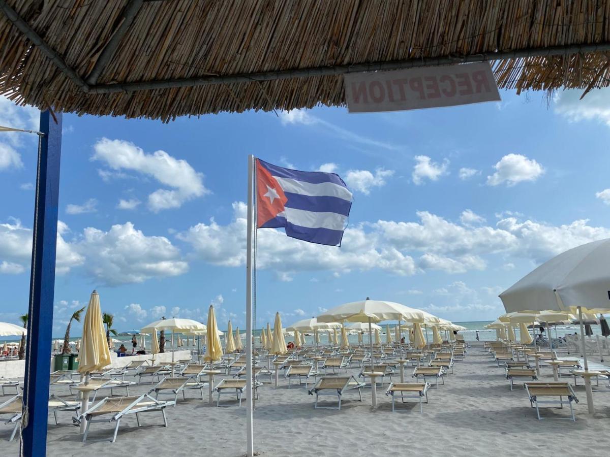 Hotel Spiaggia Villa Paola ベラーリア・イジェア・マリーナ エクステリア 写真